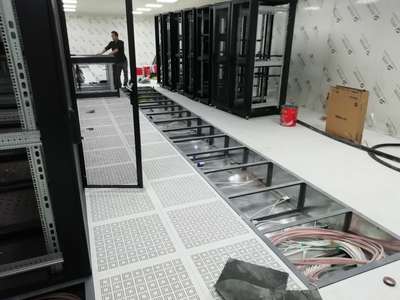 綿陽市中心醫院機房建設與維護服務 構建高效、穩定、安全的醫療信息系統基石