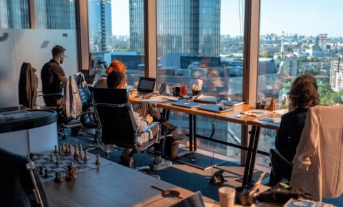 國(guó)際化學(xué)校的‘內(nèi)卷’迷思 快樂教育是否只是烏托邦？